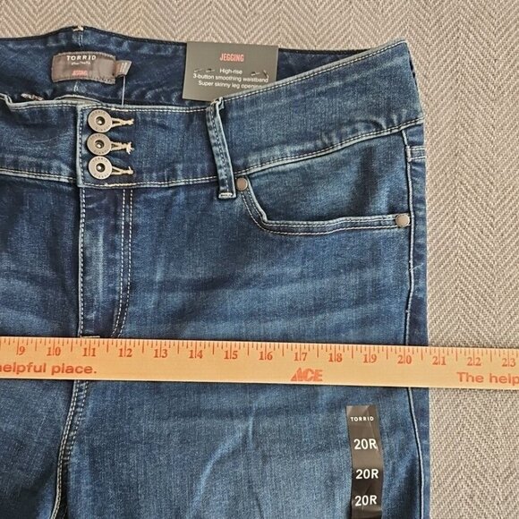 Torrid Jeans Women's 20R Super Soft High Rise Jegging Dark Wash New With Tags - Picture 4 of 16